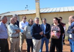 El alcalde asiste a la inauguración de una planta fotovoltaica de la Comunidad de Regantes Canal del Zújar, ubicada entre Oliva de Mérida y Guareña