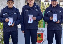 Ildefonso Ruíz, Ángel Rodríguez y Rafael Roldán reciben la medalla de oro por su permanencia en el cuerpo de Policía Local