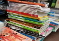 Educación lanza las ayudas anuales para la compra de libros de texto y material escolar