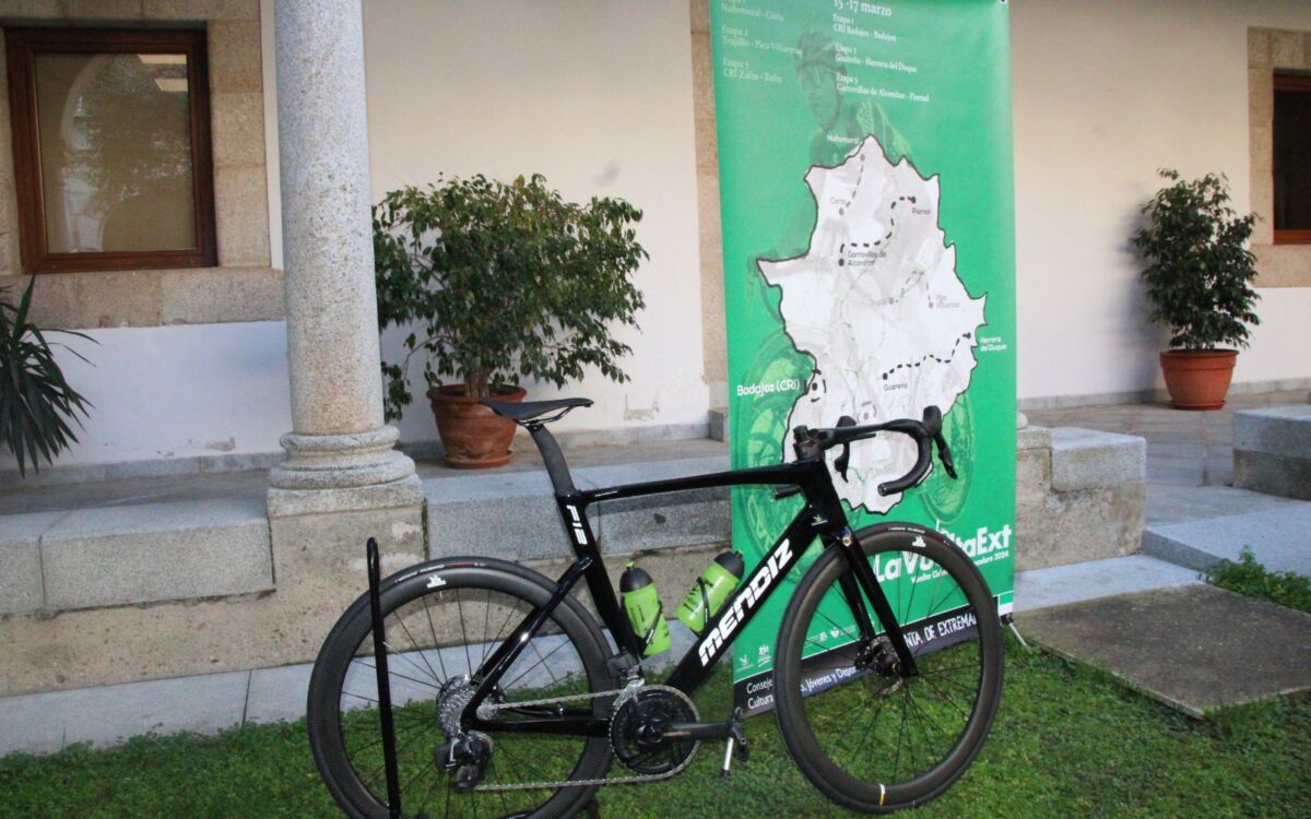 Presentación Salida Guareña Etapa Vuelta Ciclista Extremadura 2024