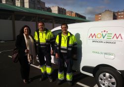 El Ayuntamiento de Guareña  recibe un vehículo eléctrico en la Diputación de Badajoz para uso de los trabajadores municipales.