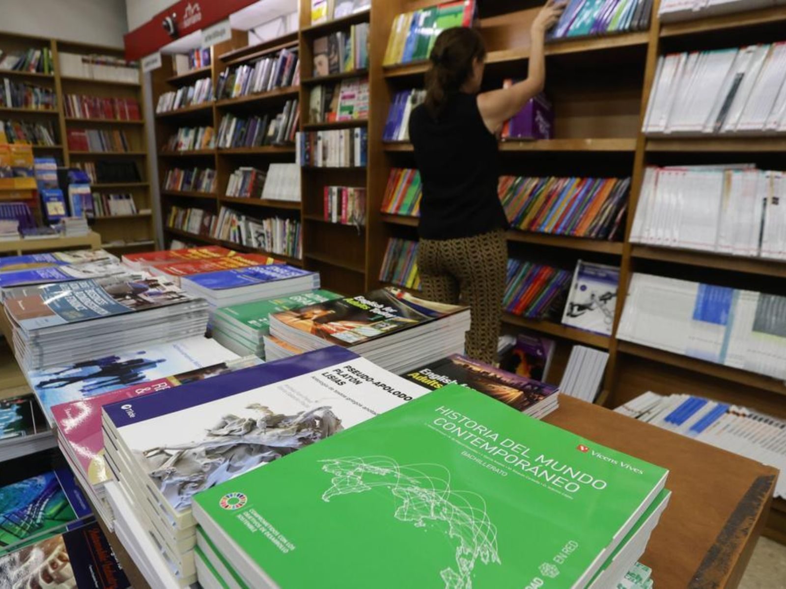 Educación lanza un año más las ayudas para la compra de libros de texto y material escolar