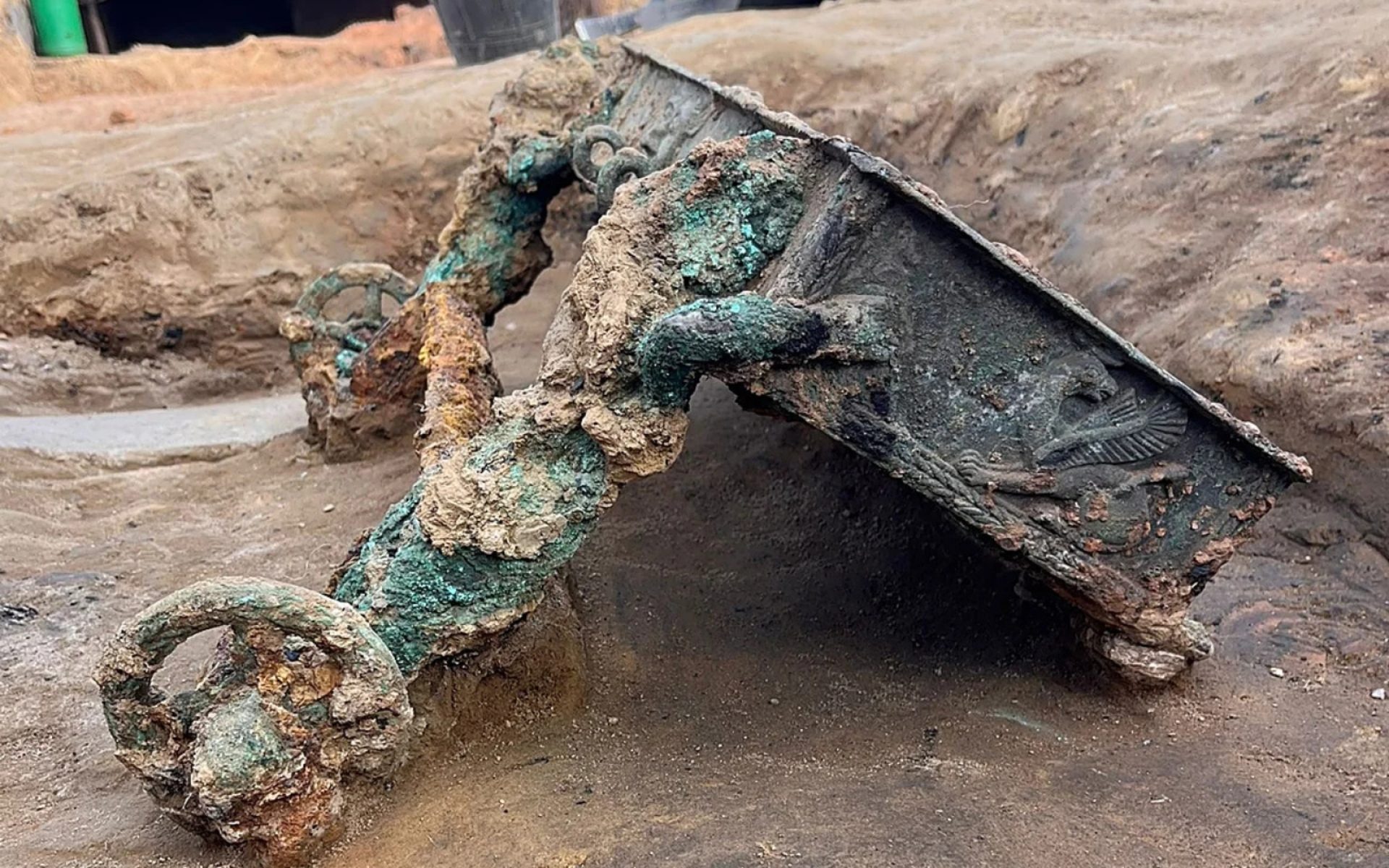 carro-votivo-bronce-unico-peninsula-iberica-turunuelo-guarena-f1