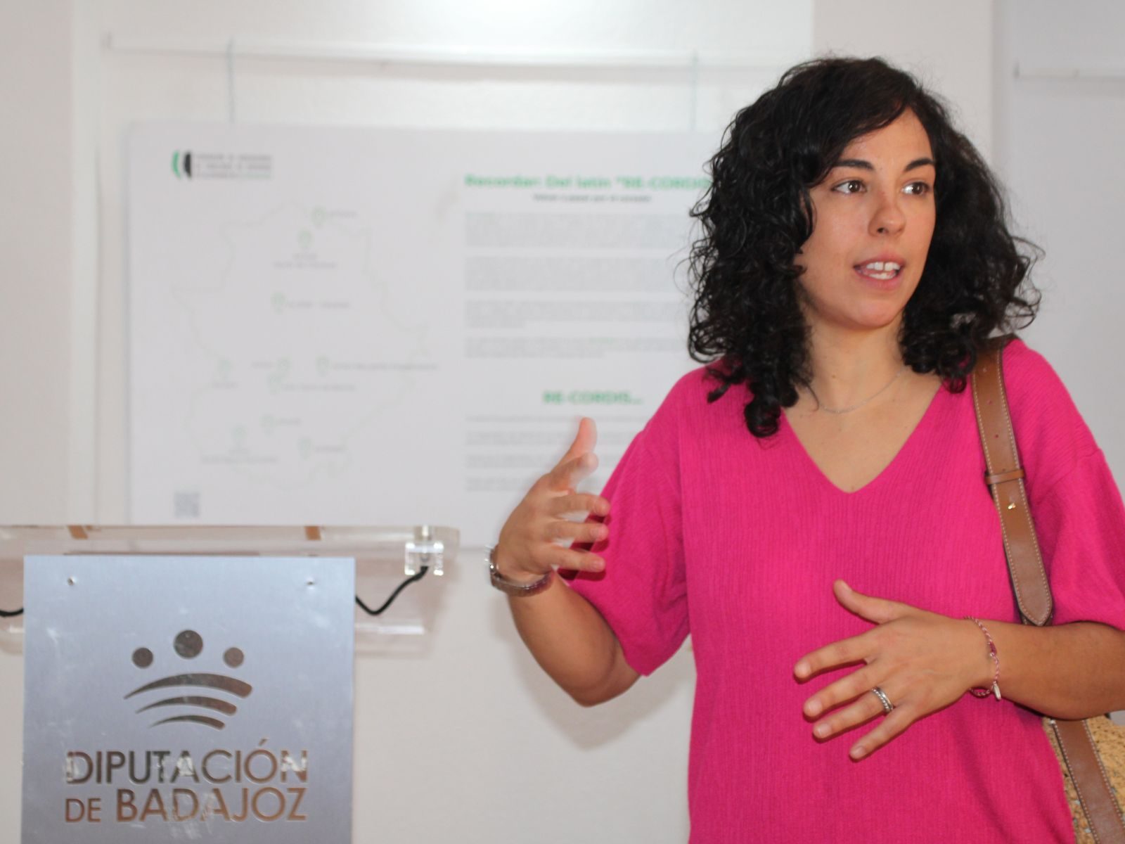 Inaugurada en Guareña la exposición 'Re-Cordis', volver a pasar por el corazón"