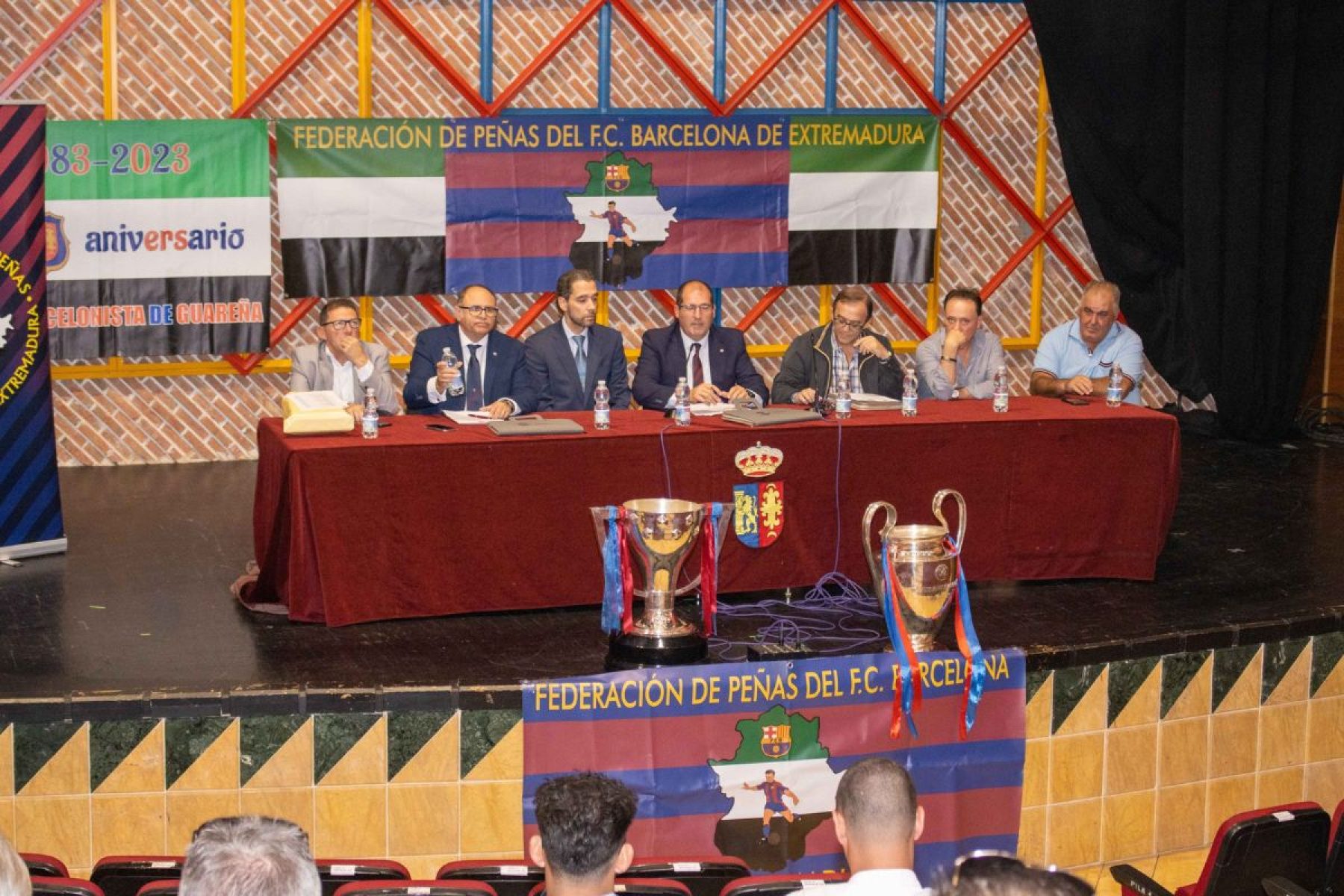 40 peñas blaugranas de Extremadura participaron el sábado en una asamblea celebrada en Guareña