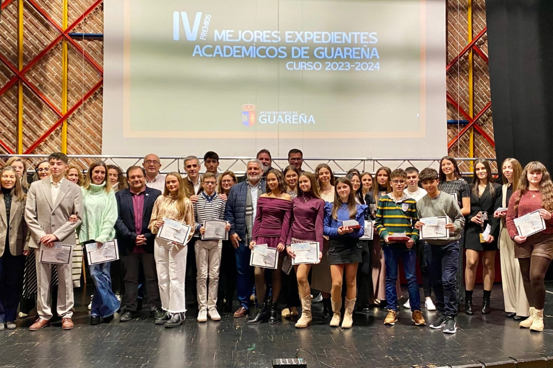 premios-expedientes-academicos-diciembre-ano-25-convocatoria-f1