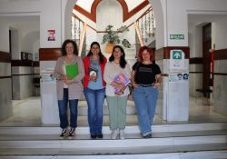 El Ayuntamiento de Guareña acerca a la Residencia de Mayores al teatro como terapia